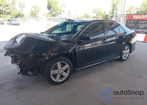 2013 Toyota Camry Se z USA, uszkodzony, nr VIN 4T1BF1FKXDU250698